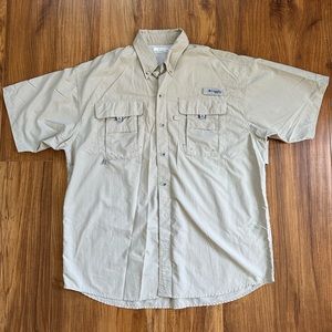 Columbia Sportswear PFG Pro Fishing Gear Men’s Medium Button Up Shirt